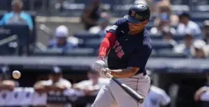 Rafael Devers batea de   4-3, jonrón 29 y doble 27