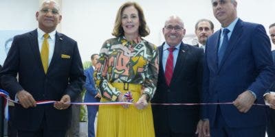 El Banco Central rinde homenaje a Gregorio Luperón por Restauración