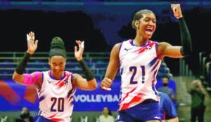 ‘Reinas’ aplastan a Cuba en debut torneo Norceca