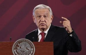 López Obrador acusa a Texas de violar el derecho internacional por disparar a un mexicano