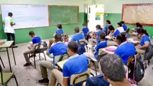 Directivos de escuelas esperan libros a tiempo