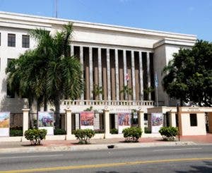 Educación demanda ante Procuraduría a fumigadoras por intoxicación de estudiantes en escuelas del Nordeste