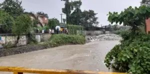 Cañadas y barrios inundados mantuvieron en vilo a la gente