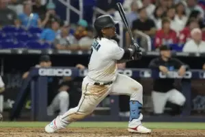 Marlins adquieren a Josh Bell de Guardianes en canje que involucra a Jean Segura