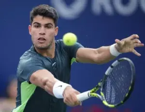 Carlos Alcaraz debuta en el Abierto de Canadá con una victoria sobre Ben Shelton