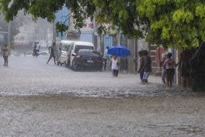 Lluvias producen desbordamiento de ríos e inundaciones en varias demarcaciones