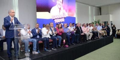 Danilo Medina afirma el pueblo anhela el regreso del PLD al Gobierno