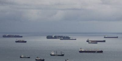 Atasco en el canal de Panamá por la sequía que impacta el comercio