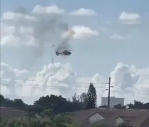 Un helicóptero cae sobre edificio residencial en Florida