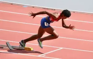 Marileidy Paulino gana en los 400 metros y clasifica a la semifinal del  Mundial de Atletismo