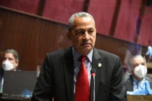 Diputado presenta propuesta para eliminar suplencias de regidores ante la comisión bicameral