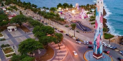 Cierran plazas y parques próximas al Malecón ante el paso tormenta Franklin