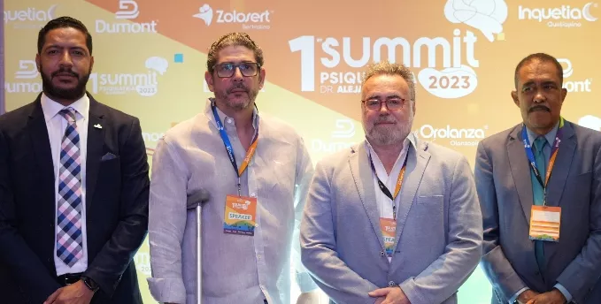 Parte de los especialistas que formaron parte del evento.