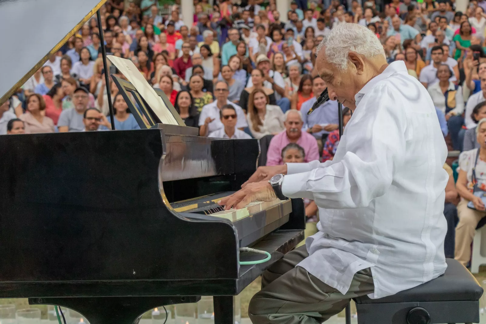 Rafael Solano Llena de Magia el parque Las Praderas con su 