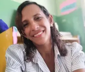 Familiares reportan como desaparecida a maestra Marisela Méndez