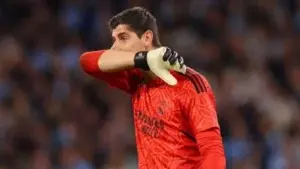 Courtois se rompe el ligamento cruzado anterior de la rodilla izquierda