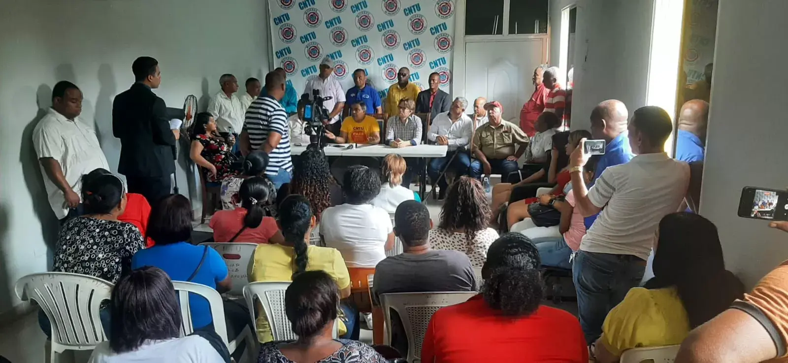 CNTU dice es necesario se preserve y amplíe transporte escolar estatal