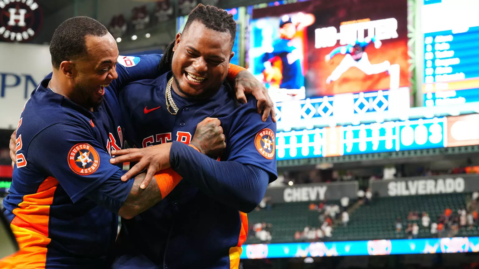 Framber lanza no-hitter el mismo día que regresa Verlander a Houston