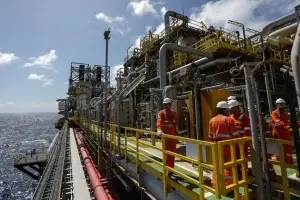 Brasil produjo un récord de 4,3 millones de barriles diarios de petróleo y gas en junio