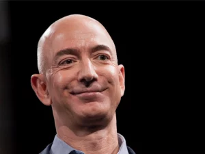 Jeff Bezos compra una casa de 68 en una exclusiva isla artificial en Miami