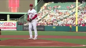 Ohtani consigue su décima victoria de la temporada