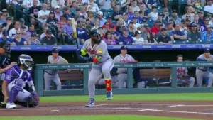 Ozuna y Morton guiaron triunfo de Bravos sobre los Rockies