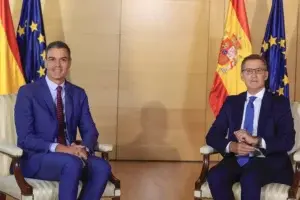 El PSOE rechaza apoyar el Gobierno de dos años que propone Feijóo: sólo quiere “salvar el pellejo”