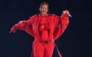 Rihanna negó su retiro de la música y confirmó la llegada de su próximo disco