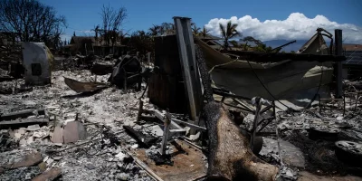 Al menos 110 personas han muerto en los incendios en Hawái, según el gobernador