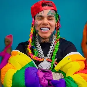 Arrestan a Tekashi en Florida