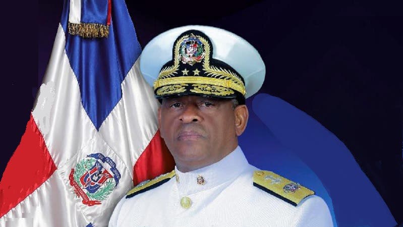 Destituyen al comandante general de la Armada