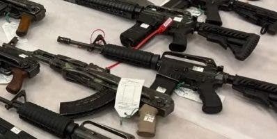 Banda trafica armas largas de contrabando