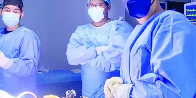 Galenos Urus hacen cirugía robótica