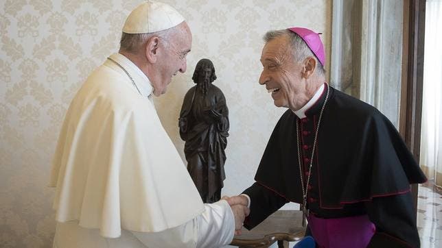 El papa acude a agradecer su trabajo en la Doctrina de la Fe al cardenal español Ladaria