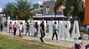 Feria del Libro tuvo  un giro vanguardista en esta edición