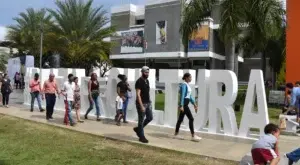 Feria del Libro tuvo  un giro vanguardista en esta edición