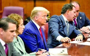 Tribunal fija juicio a Trump por fraude