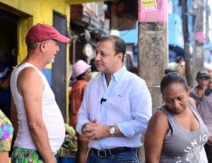 Abel recorre Cristo Rey y La Puya en el Distrito Nacional