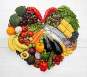 Los mejores (y peores) alimentos para cuidar la salud de tu corazón