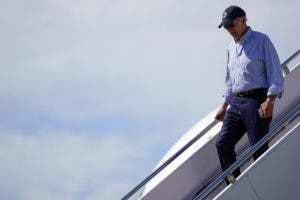 Biden acusa a Trump de ser uno de los pocos presidentes que destruyó empleo en EE.UU.