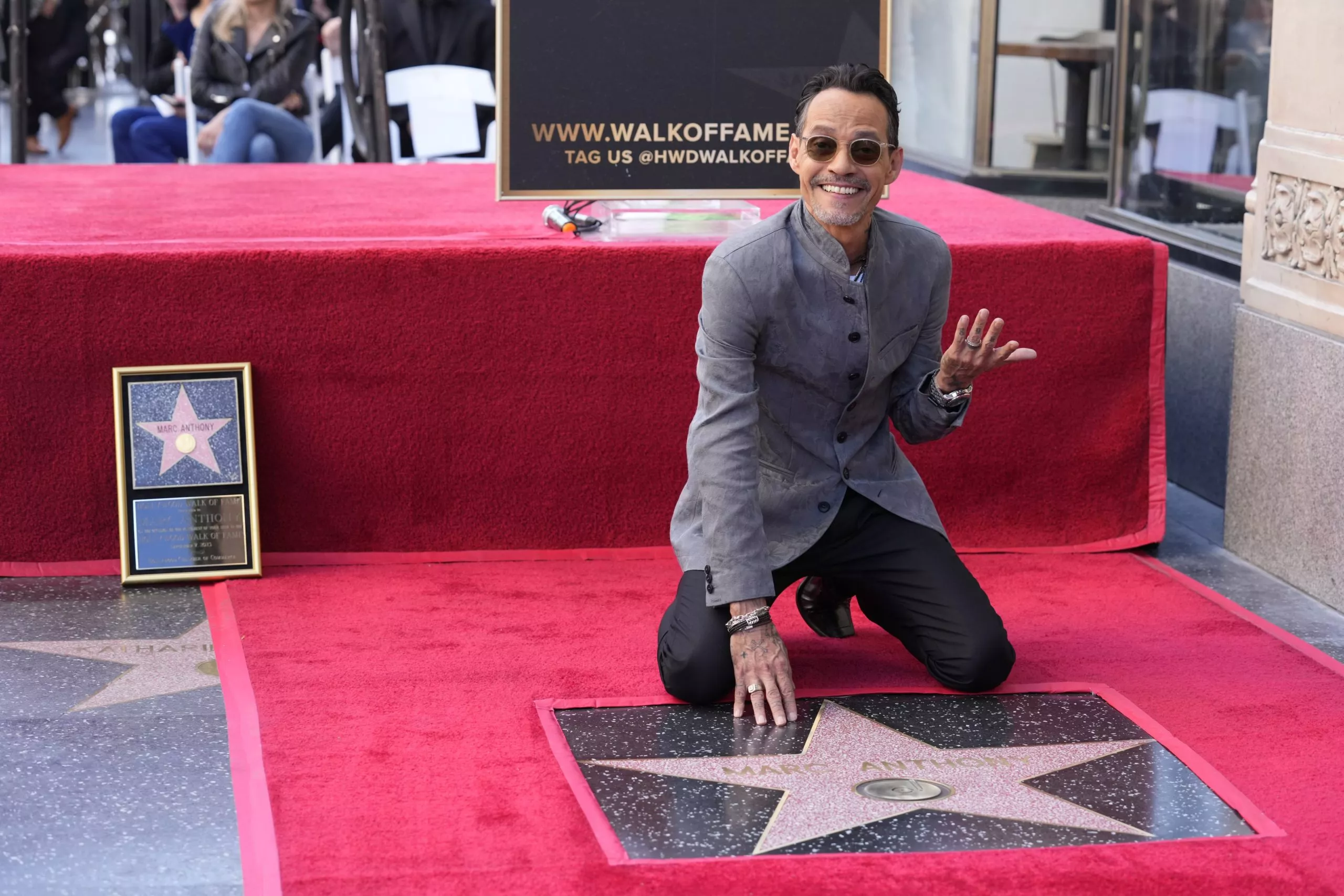 Marc Anthony recibe una estrella en el Paseo de la Fama de Hollywood