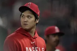 Ohtani dice adiós a la temporada y los Angelinos vuelven a caer