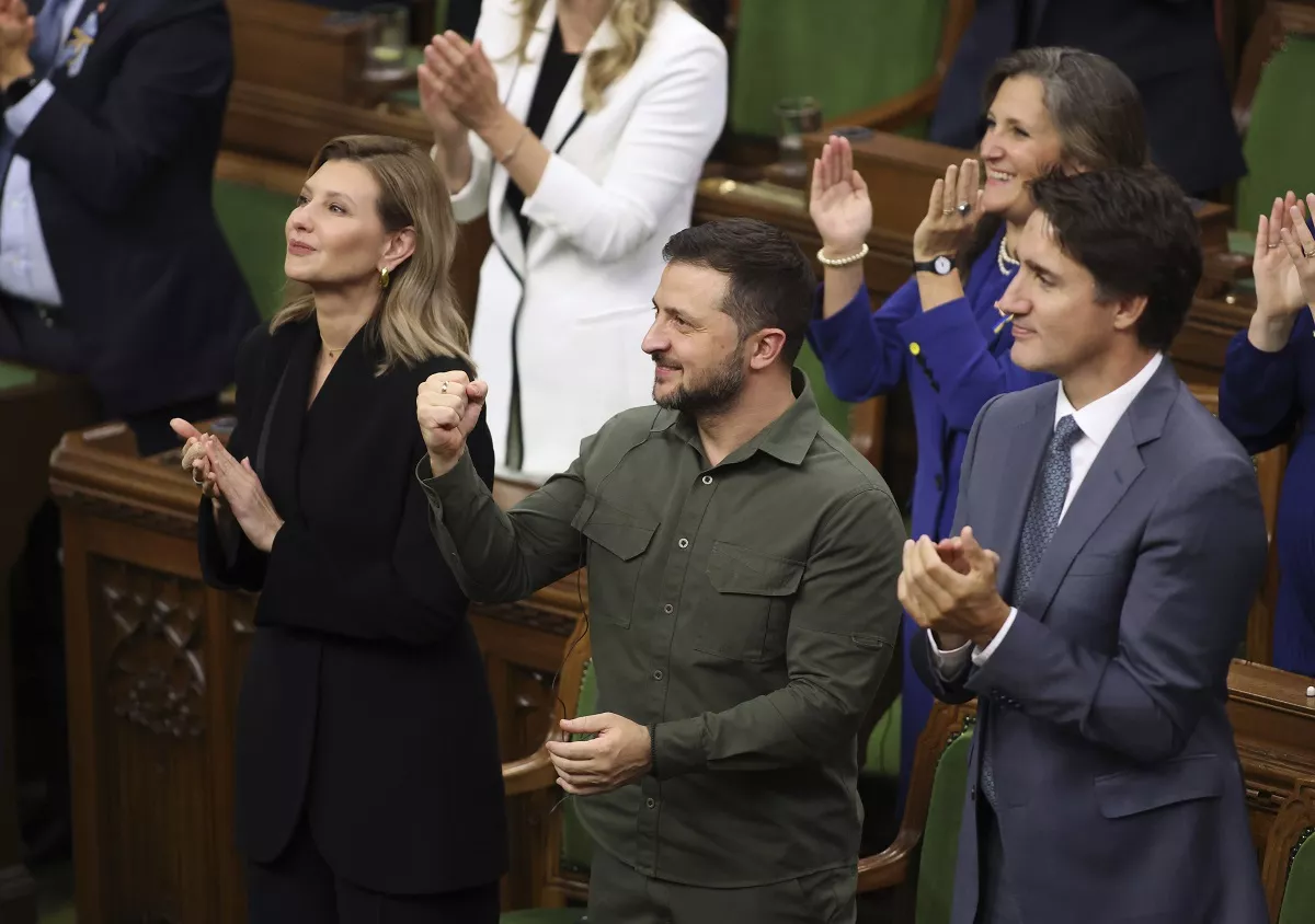 Zelenski celebra “la histórica decisión de EEUU” de coproducir armas con Ucrania