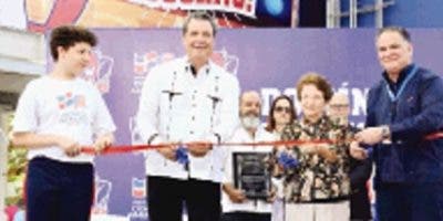 El  Domínico Americano inaugura complejo deportivo