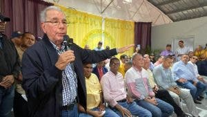 Danilo Medina: «logros alcanzados en gobiernos del PLD han vuelto para atrás»