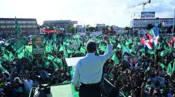 «Hoy se ha sellado el triunfo electoral de la Fuerza del Pueblo», dice Leonel Fernández