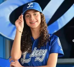 Licey presenta su nueva madrina para la temporada 2023-24