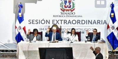 Senado realiza sesión  extraordinaria en Puerto Plata para honrar memoria de Luperón