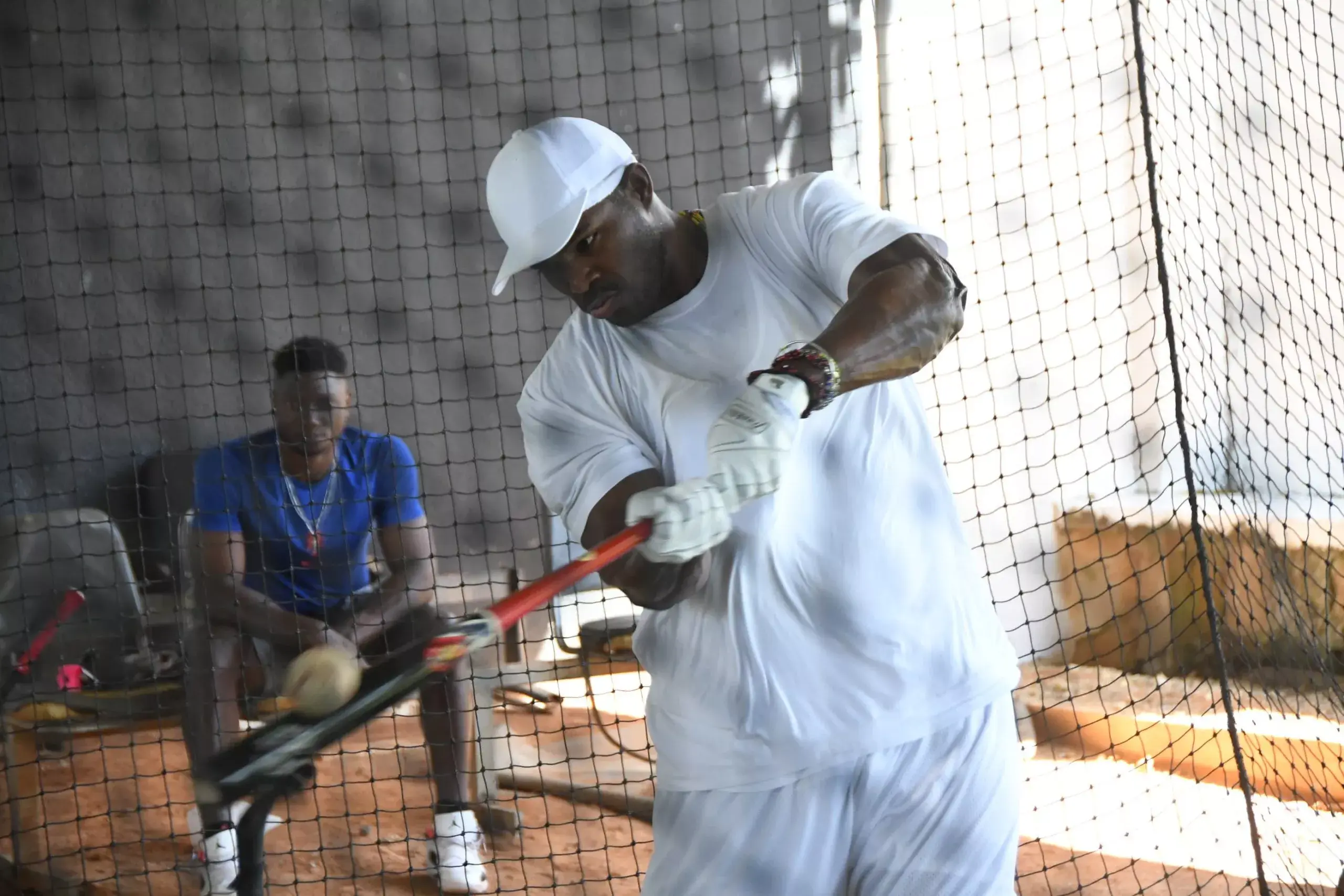 Yasiel Puig llega para Estrellas y entrena en el Estadio Tetelo Vargas