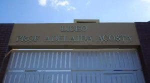 Educación aclara director de liceo fue suspendido por sentencia de difamación